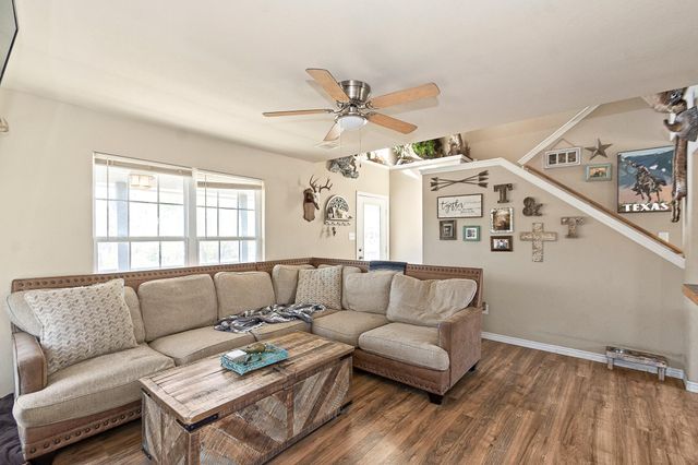 3992 County Road 244, Brazoria, TX 77422