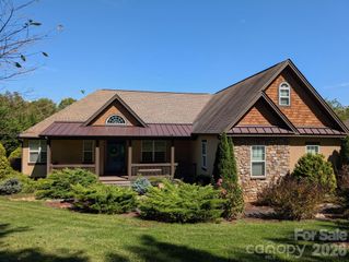 22 Emmas Way, Fletcher, NC 28732