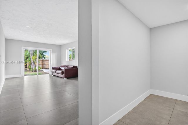 2325 NE 194 Street, Miami, FL 33180
