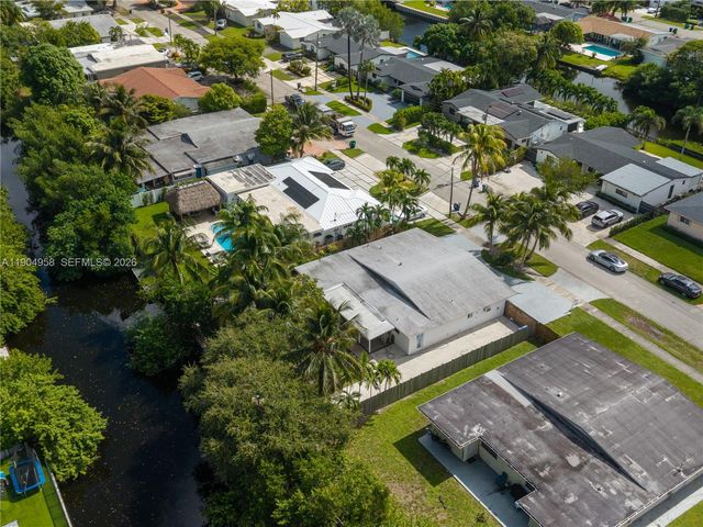 2325 NE 194 Street, Miami, FL 33180