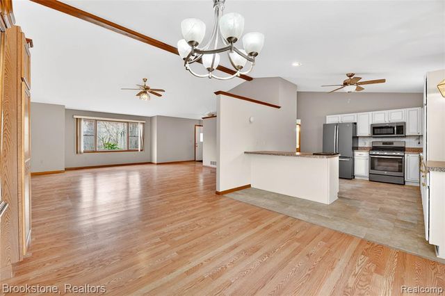 42645 Riggs Road, Van Buren, MI 48111