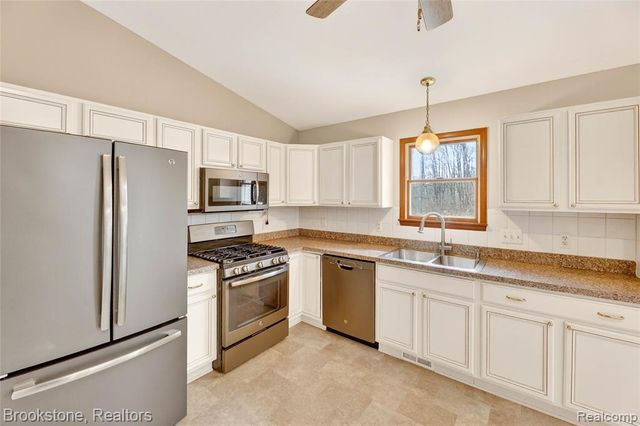 42645 Riggs Road, Van Buren, MI 48111