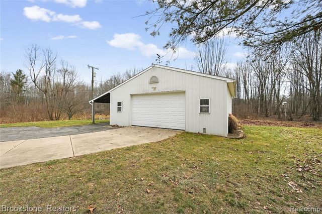 42645 Riggs Road, Van Buren, MI 48111