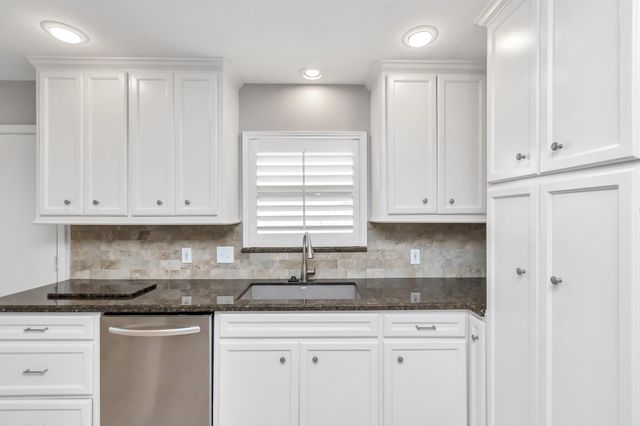 4611 Merwin Street, Houston, TX 77027