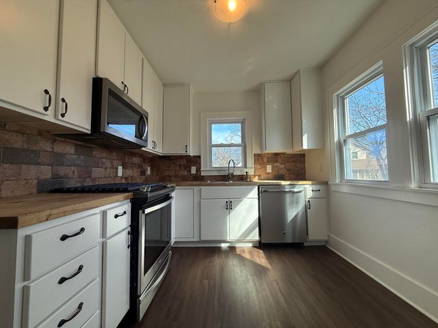 2303 Portage Street, Kalamazoo City, MI 49001