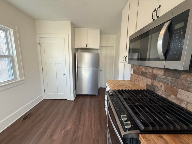 2303 Portage Street, Kalamazoo City, MI 49001