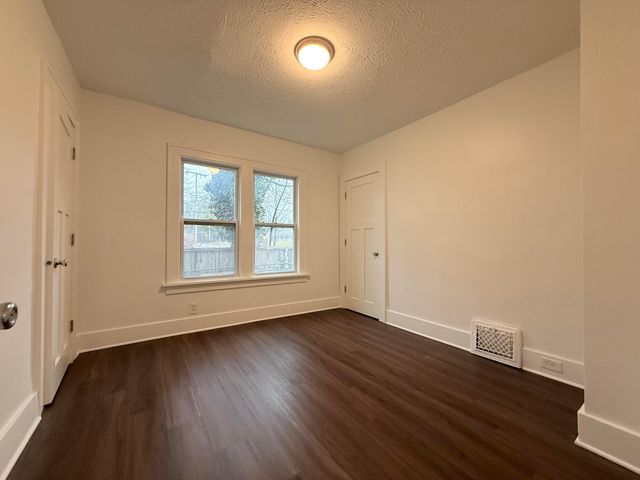 2303 Portage Street, Kalamazoo City, MI 49001