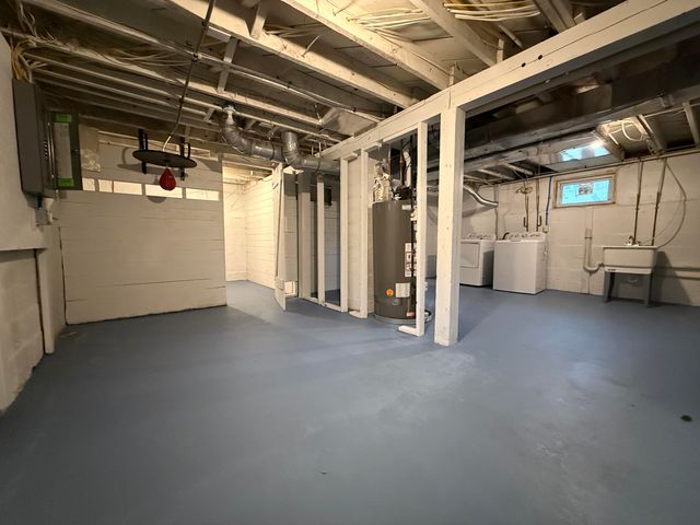 2303 Portage Street, Kalamazoo City, MI 49001