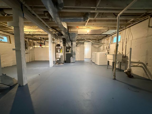 2303 Portage Street, Kalamazoo City, MI 49001