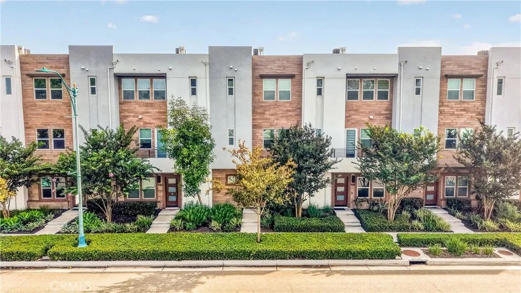 1684 S Lewis, Anaheim, CA 92805