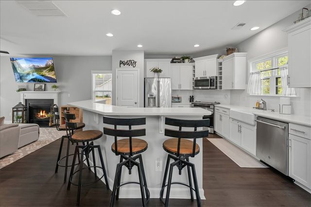298 Avendell Drive, Easley, SC 29642