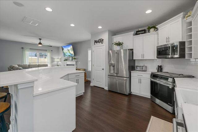 298 Avendell Drive, Easley, SC 29642