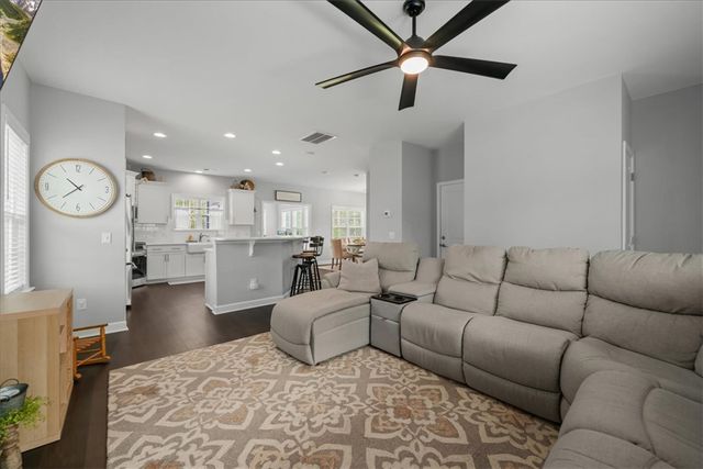 298 Avendell Drive, Easley, SC 29642