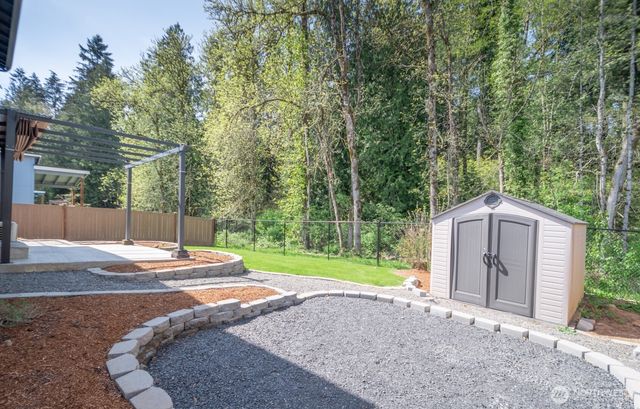 206 Oak Street, Winlock, WA 98596