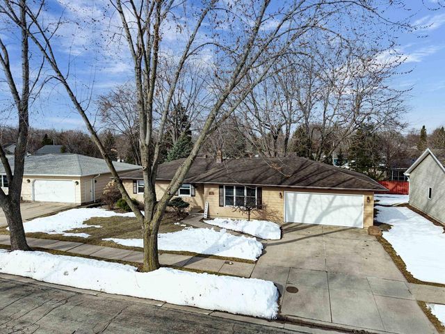 715 SHERIDAN STREET, Kaukauna, WI 54130