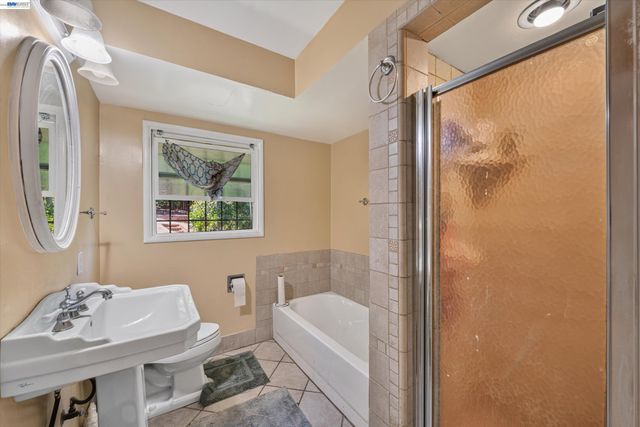 3521 Pierson Street, Oakland, CA 94619