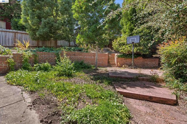 3521 Pierson Street, Oakland, CA 94619