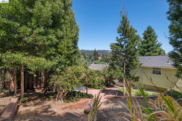 3521 Pierson Street, Oakland, CA 94619