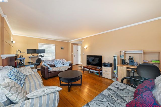 3521 Pierson Street, Oakland, CA 94619