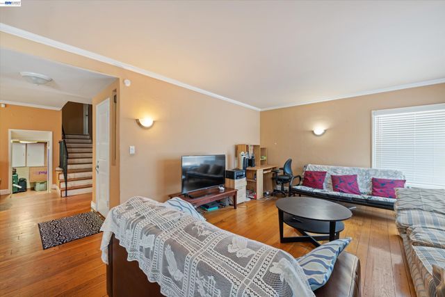 3521 Pierson Street, Oakland, CA 94619