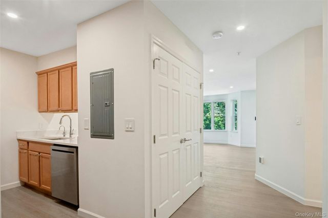 314 Sutton Drive 314, Mount Kisco, NY 10549