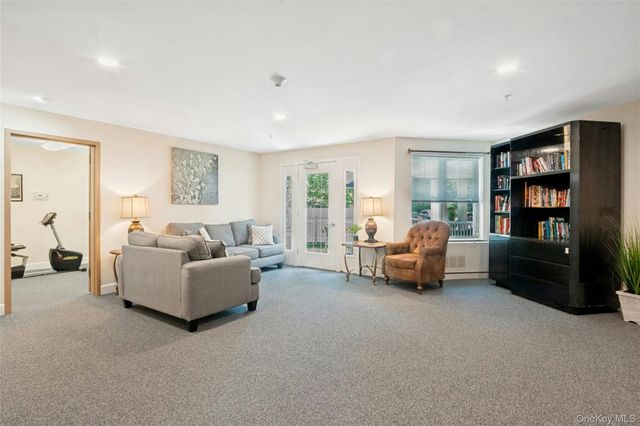 314 Sutton Drive 314, Mount Kisco, NY 10549