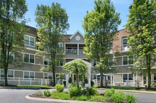 314 Sutton Drive 314, Mount Kisco, NY 10549