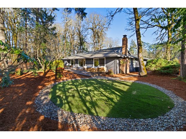 18425 Sw DEER OAK Ave, Lake Oswego, OR 97035