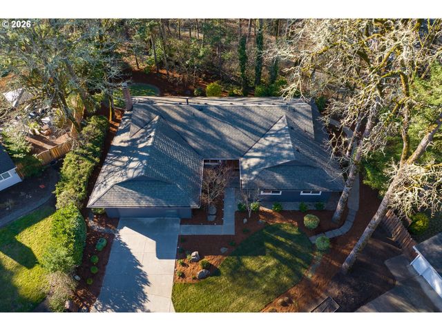 18425 Sw DEER OAK Ave, Lake Oswego, OR 97035