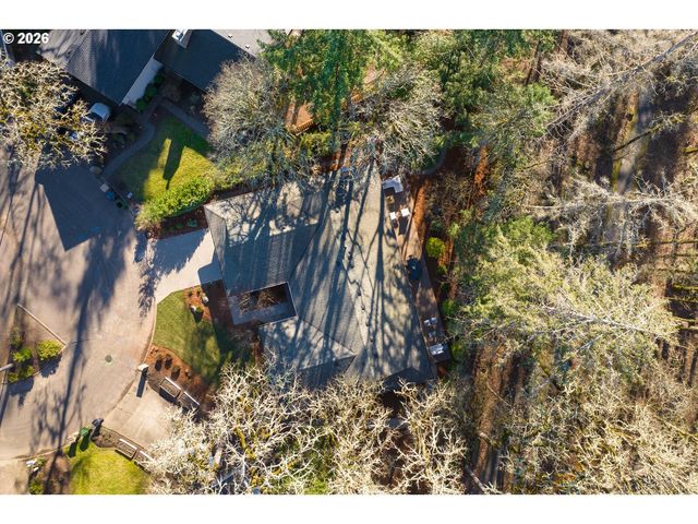 18425 Sw DEER OAK Ave, Lake Oswego, OR 97035