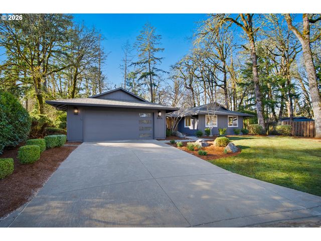 18425 Sw DEER OAK Ave, Lake Oswego, OR 97035