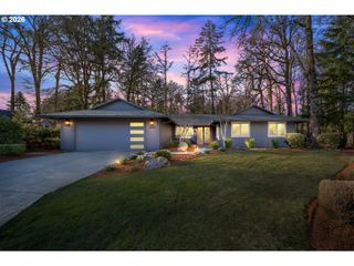 18425 Sw DEER OAK Ave, Lake Oswego, OR 97035