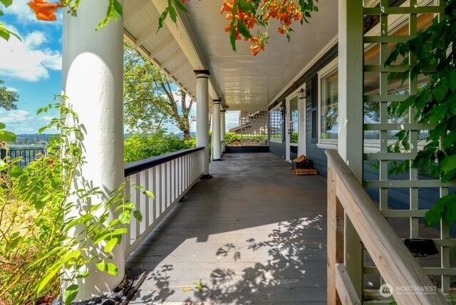 909 Center Street, Oregon City, OR 97045