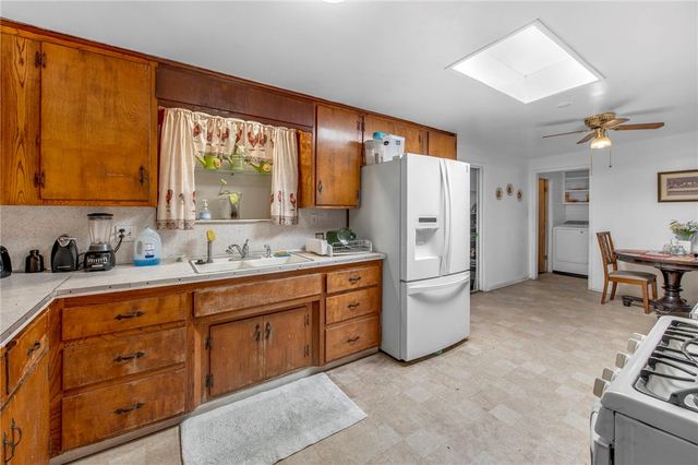 525 Obar Drive, La Puente, CA 91746