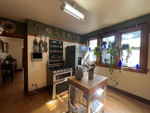 5947 N 35th STREET, Milwaukee, WI 53209