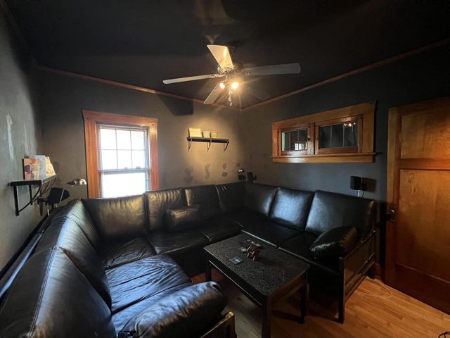 5947 N 35th STREET, Milwaukee, WI 53209