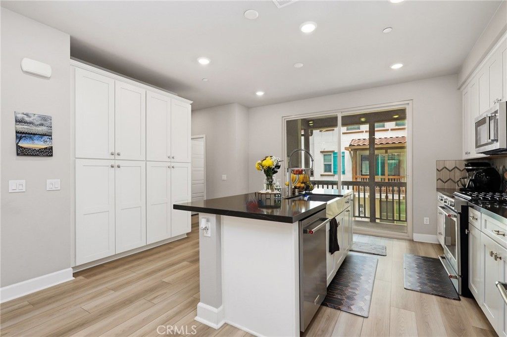 Image 8 of property listing at 7269 Highwater, Huntington Beach, CA 92648