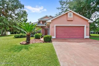 38 Ravenwood Drive, Picayune, MS 39466