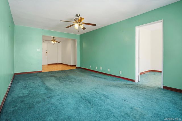 7510 Yellowstone Boulevard 5L, Rego Park, NY 11374