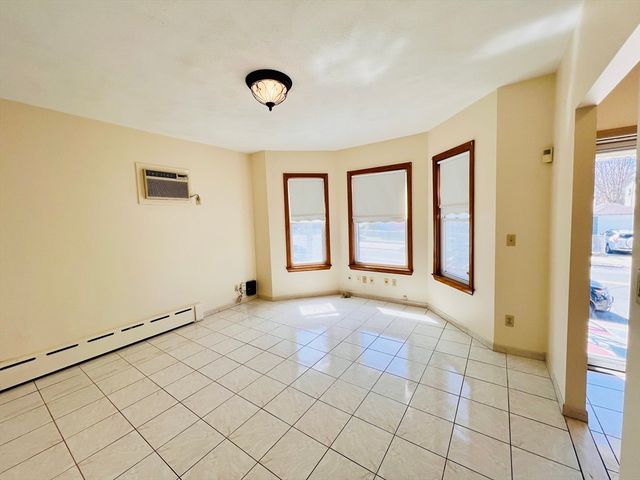 34 Medford St 1, Medford, MA 02155