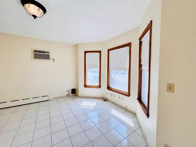 34 Medford St 1, Medford, MA 02155
