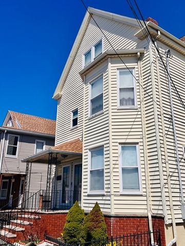 34 Medford St 1, Medford, MA 02155