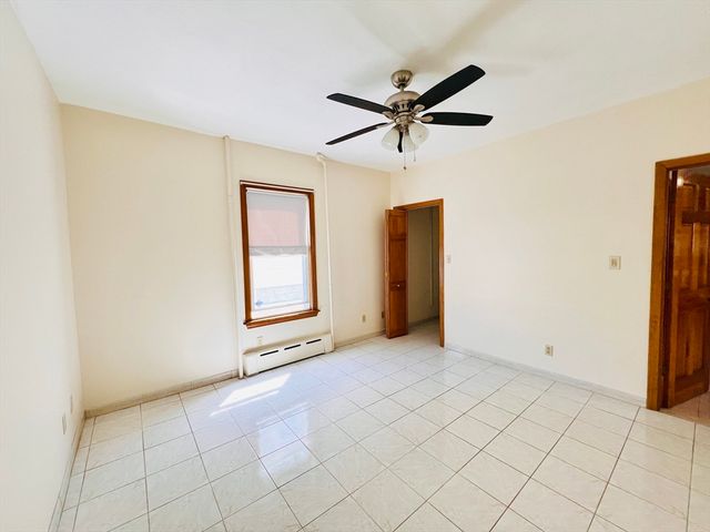 34 Medford St 1, Medford, MA 02155