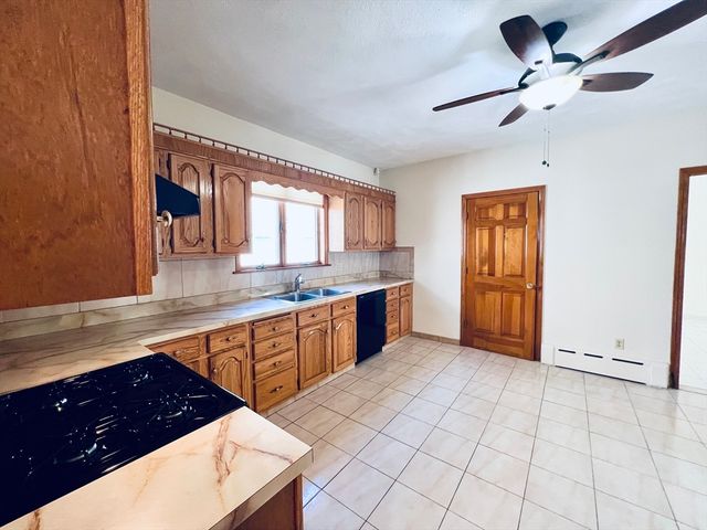 34 Medford St 1, Medford, MA 02155