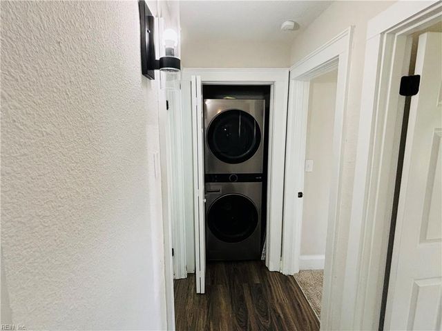 2331 Azalea AVE, Portsmouth, VA 23704