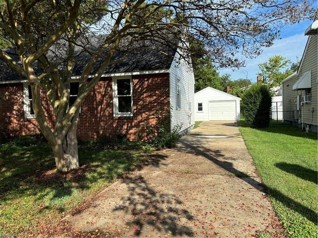 2331 Azalea AVE, Portsmouth, VA 23704