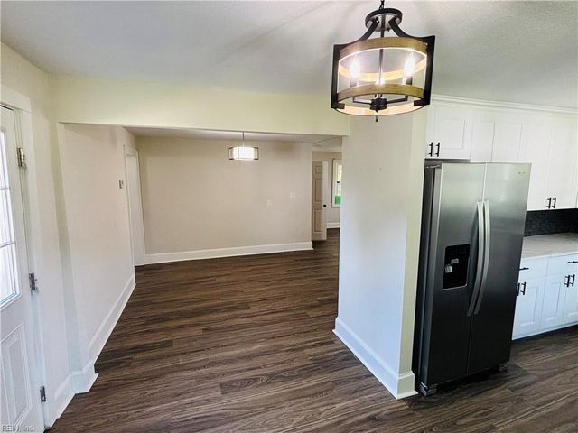 2331 Azalea AVE, Portsmouth, VA 23704