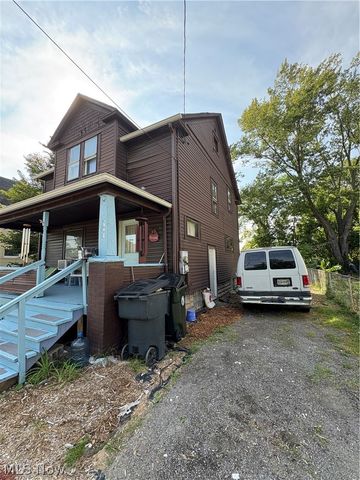 780 Bonnie Brae Avenue SE, Warren, OH 44484