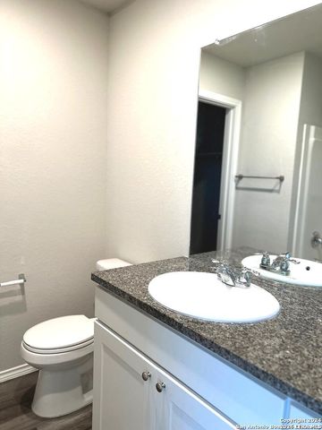 314 Pradera Cv, San Antonio, TX 78237