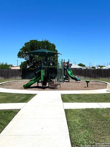 314 Pradera Cv, San Antonio, TX 78237